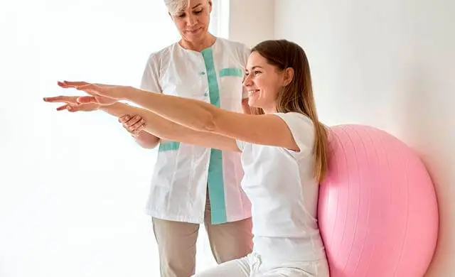 Physiotherapy treatment for frozen shoulder BOOK AN APPOINTMENT